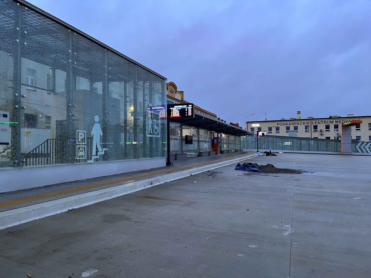 Rzeszowskie Centrum Komunikacyjne na chwilę przed otwarciem [STYCZEŃ 2024]